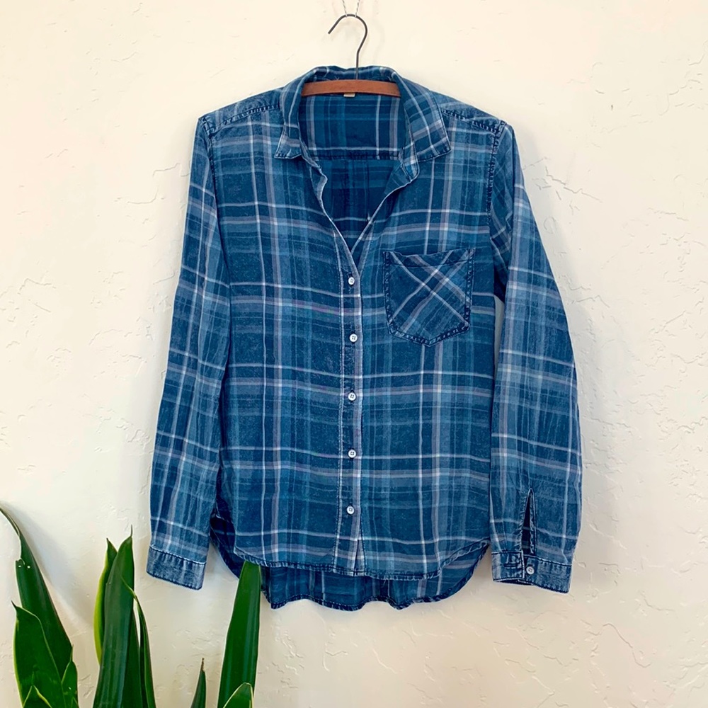 Cloth and Stone Blue Plaid Top